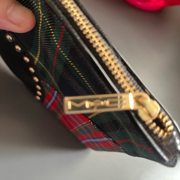 MAC pouch from their tartan collection Ltd edition So cute! - Picture 3 of 5